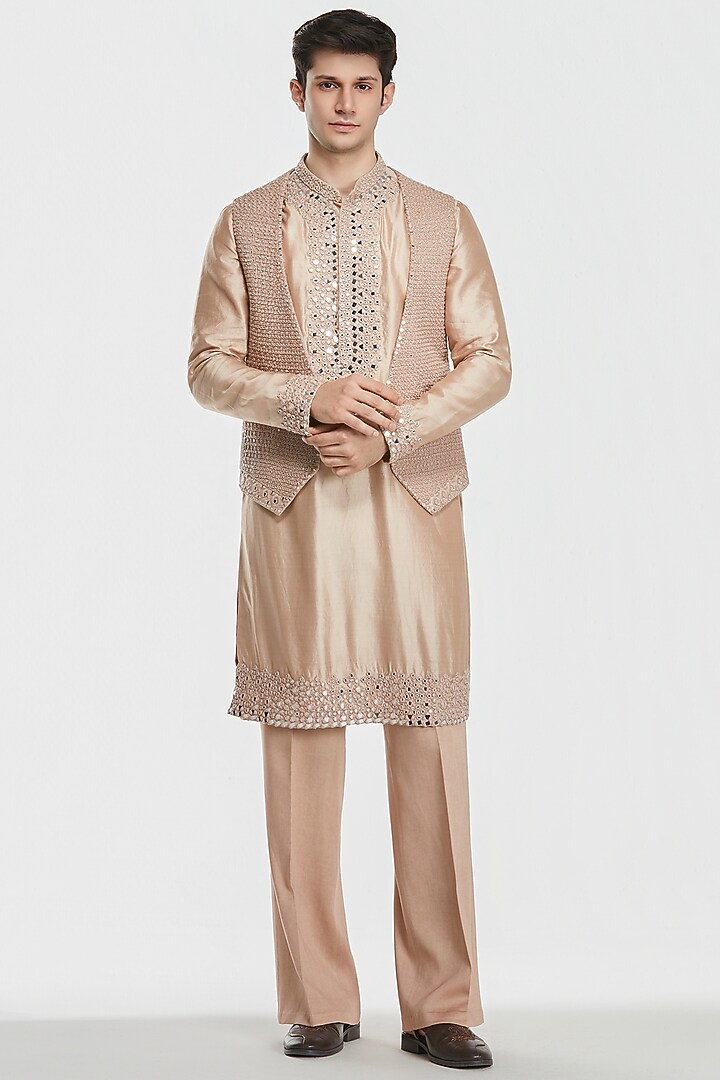 Beige Chanderi Threadwork Bundi Jacket Set by Abhinav Mishra Men at Pernia's Pop Up Shop