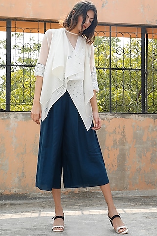 Ivory Block Printed Throw On by Arcvsh by Pallavi Singh