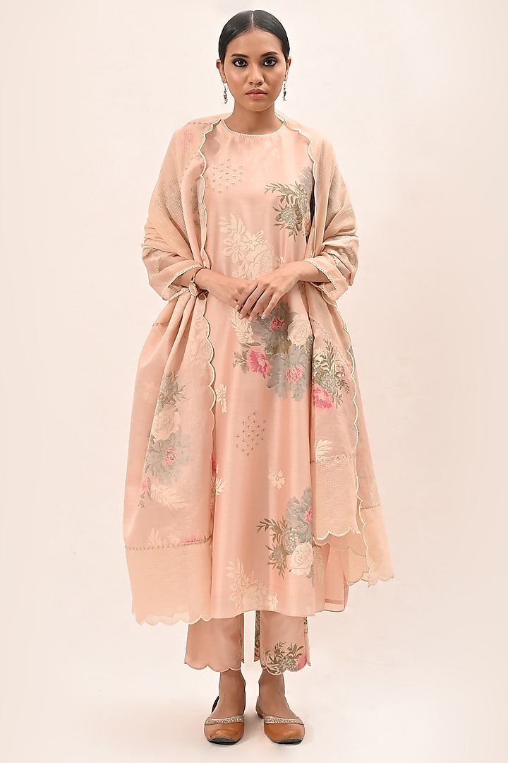 Old Rose Embroidered Kurta Set by Arcvsh by Pallavi Singh