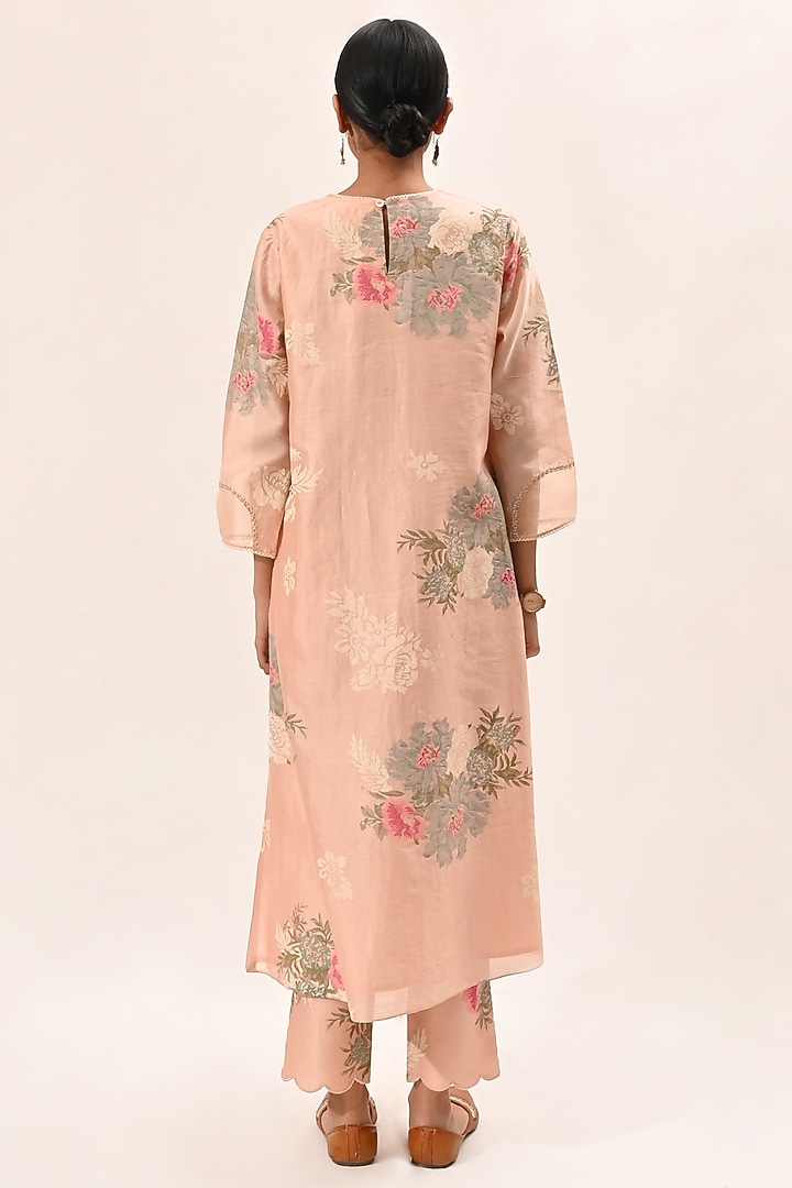 Old Rose Embroidered Kurta Set by Arcvsh by Pallavi Singh at Pernia's Pop Up Shop