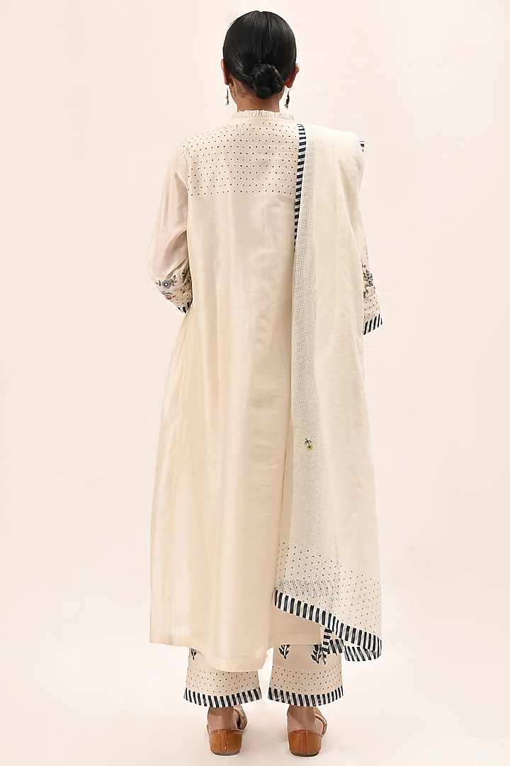 Ivory Block Printed Kurta Set by Arcvsh by Pallavi Singh at Pernia's Pop Up Shop