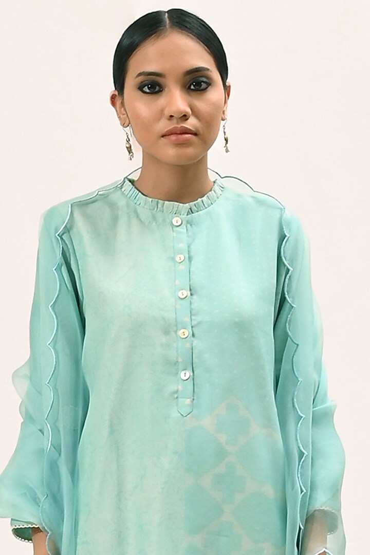 Mint Block Printed Kurta Set by Arcvsh by Pallavi Singh at Pernia's Pop Up Shop