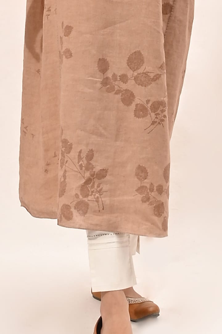 Almond Printed Kurta Set by Arcvsh by Pallavi Singh at Pernia's Pop Up Shop