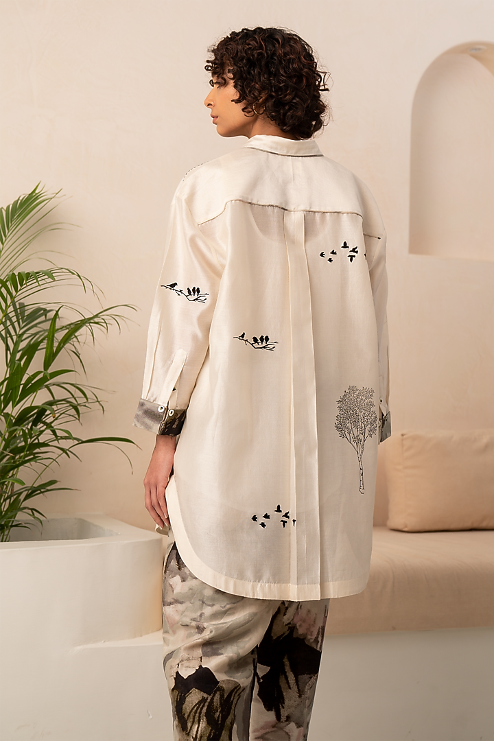 Grey Chanderi Digital Printed Pant Set by Arcvsh by Pallavi Singh at Pernia's Pop Up Shop