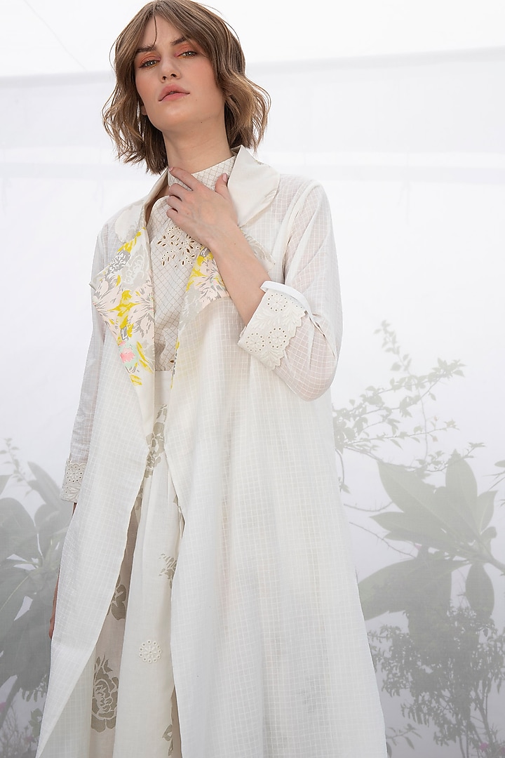 Ivory Printed Jacket Set by Arcvsh by Pallavi Singh at Pernia's Pop Up Shop