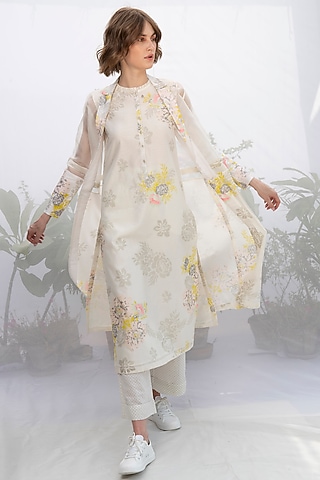 Ivory Printed Jacket & Pant Set by Arcvsh by Pallavi Singh