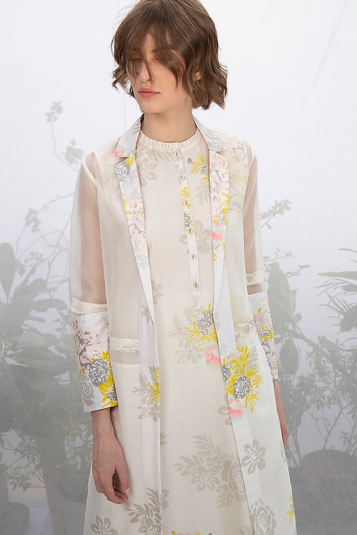 Ivory Printed Jacket & Pant Set by Arcvsh by Pallavi Singh at Pernia's Pop Up Shop