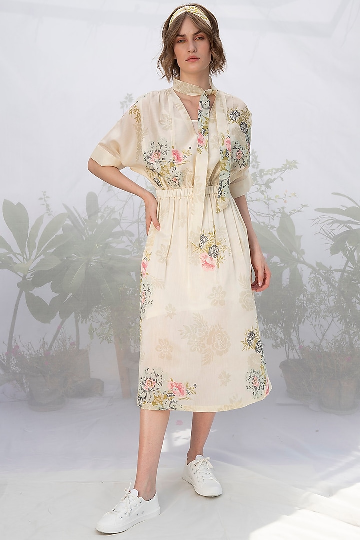 Ivory Screen Printed & Pleated Dress by Arcvsh by Pallavi Singh at Pernia's Pop Up Shop