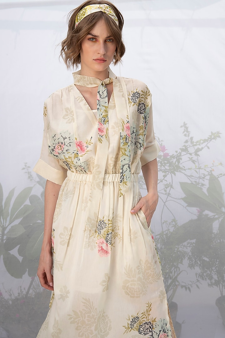 Ivory Screen Printed & Pleated Dress by Arcvsh by Pallavi Singh at Pernia's Pop Up Shop
