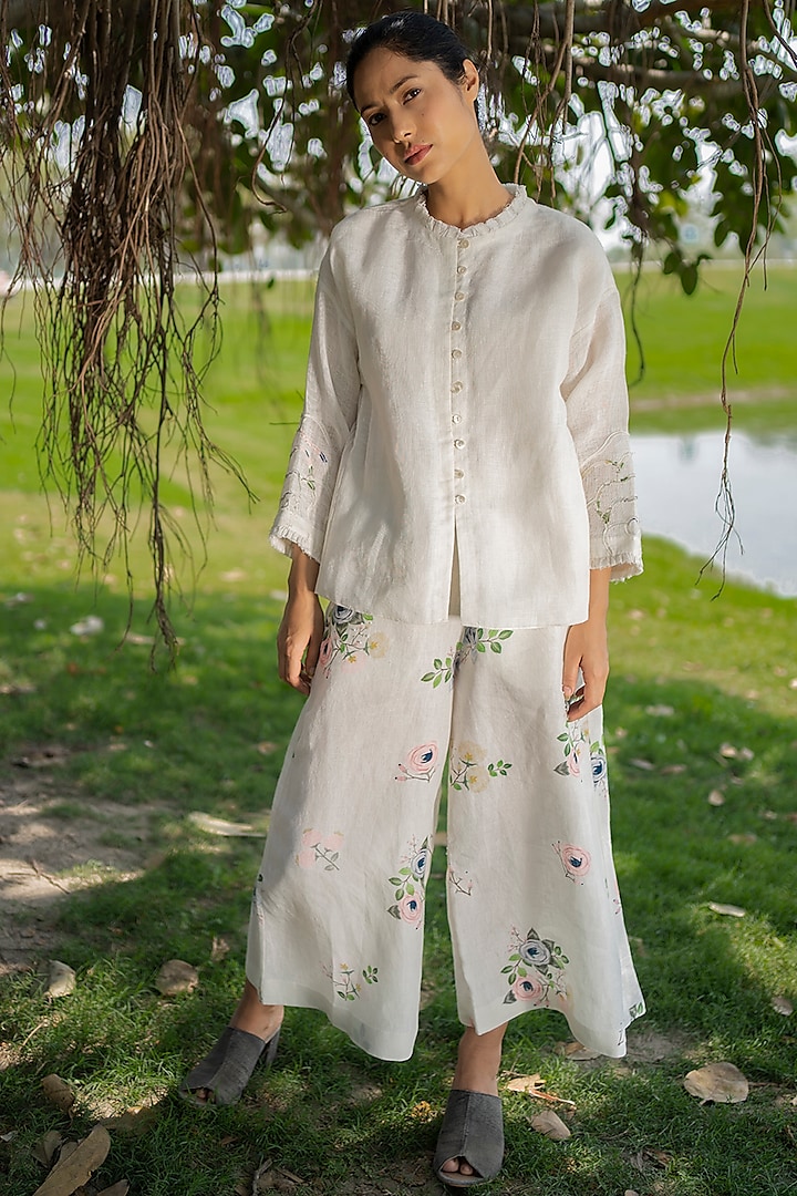 Ivory Top With Applique Work by Arcvsh by Pallavi Singh