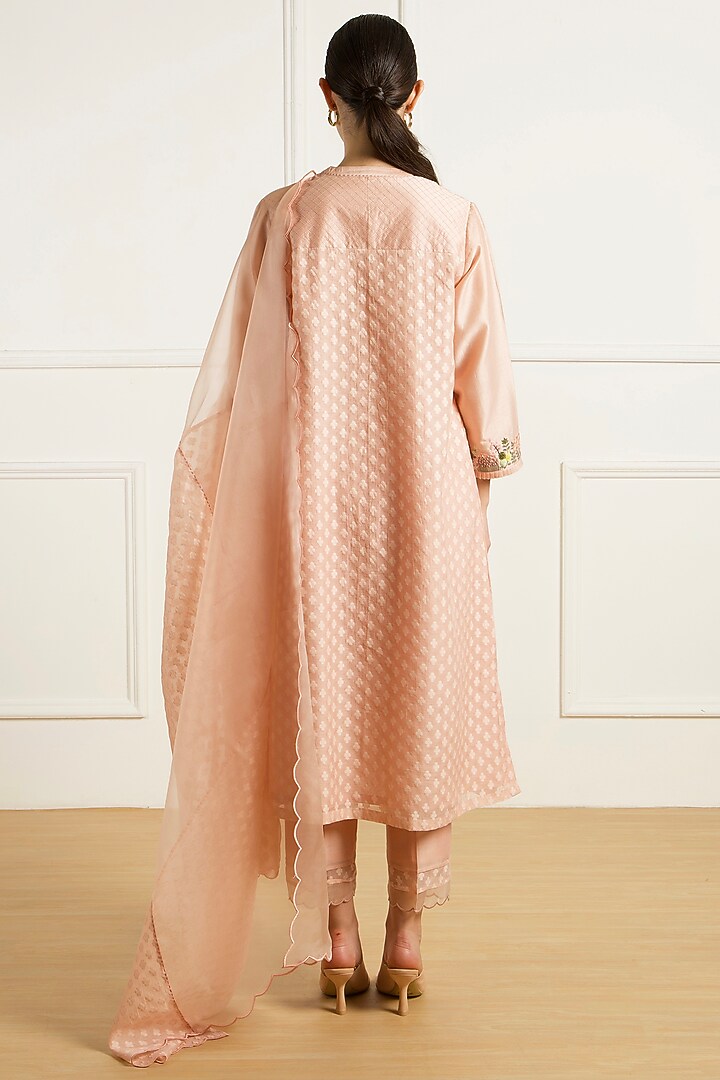 Rose Pink Brocade Machine Embroidered Tunic Set by Arcvsh by Pallavi Singh at Pernia's Pop Up Shop