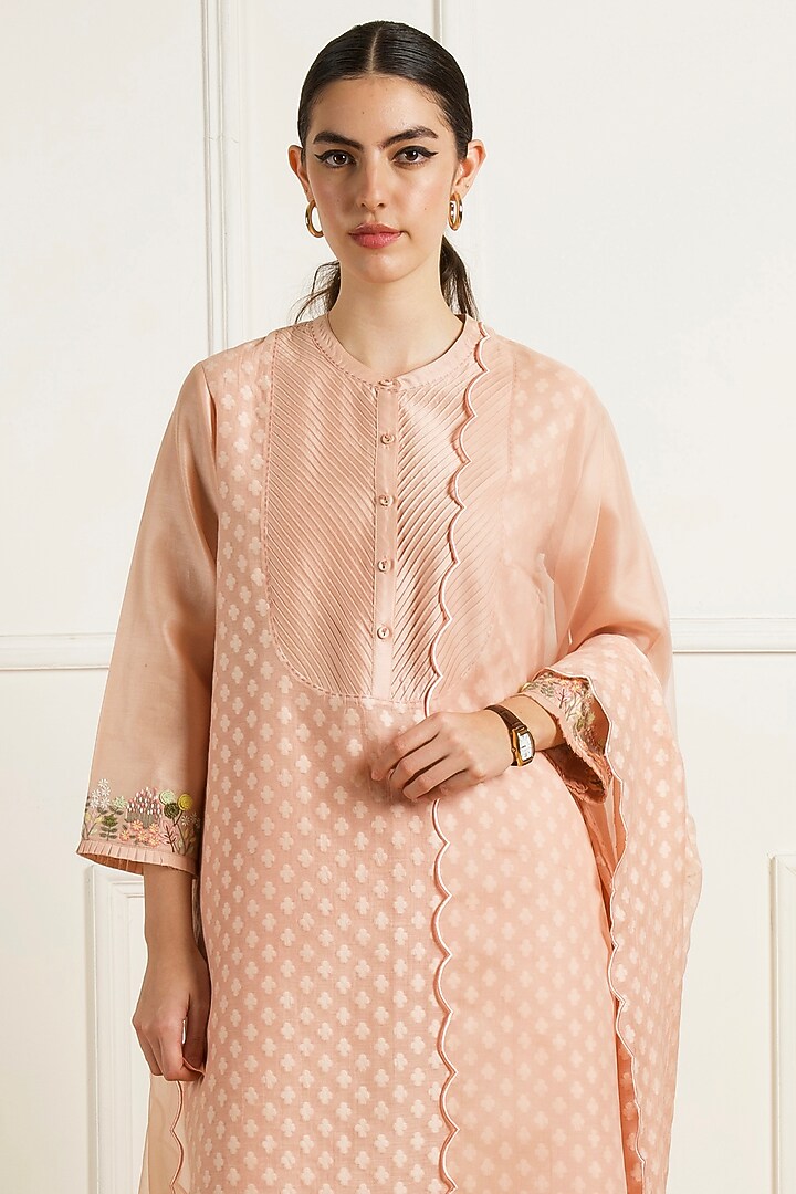 Rose Pink Brocade Machine Embroidered Tunic Set by Arcvsh by Pallavi Singh at Pernia's Pop Up Shop