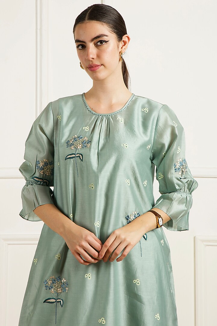 Mint Silk Chanderi Machine Embroidered & Printed Tunic Set by Arcvsh by Pallavi Singh at Pernia's Pop Up Shop