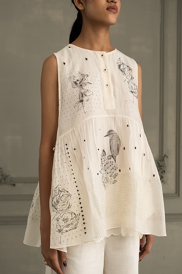 Ivory Mul Chanderi Embroidered & Printed Co-Ord Set by Arcvsh by Pallavi Singh at Pernia's Pop Up Shop
