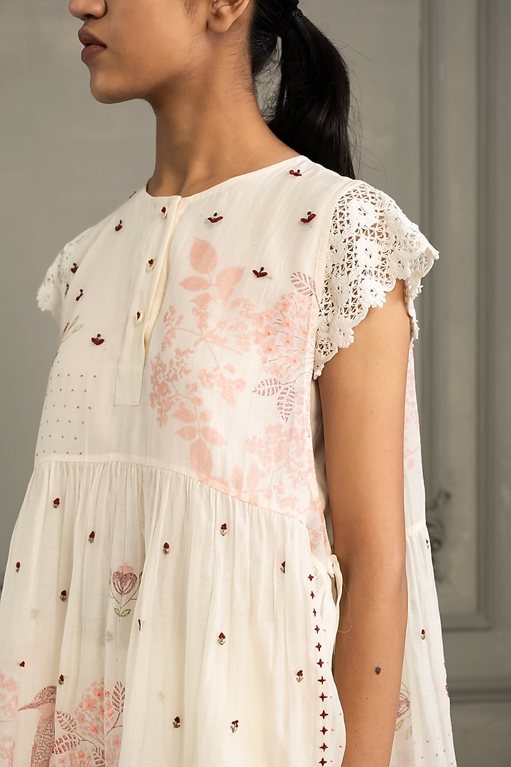 Ivory Mul Chanderi Printed Gathered Tunic Set by Arcvsh by Pallavi Singh at Pernia's Pop Up Shop