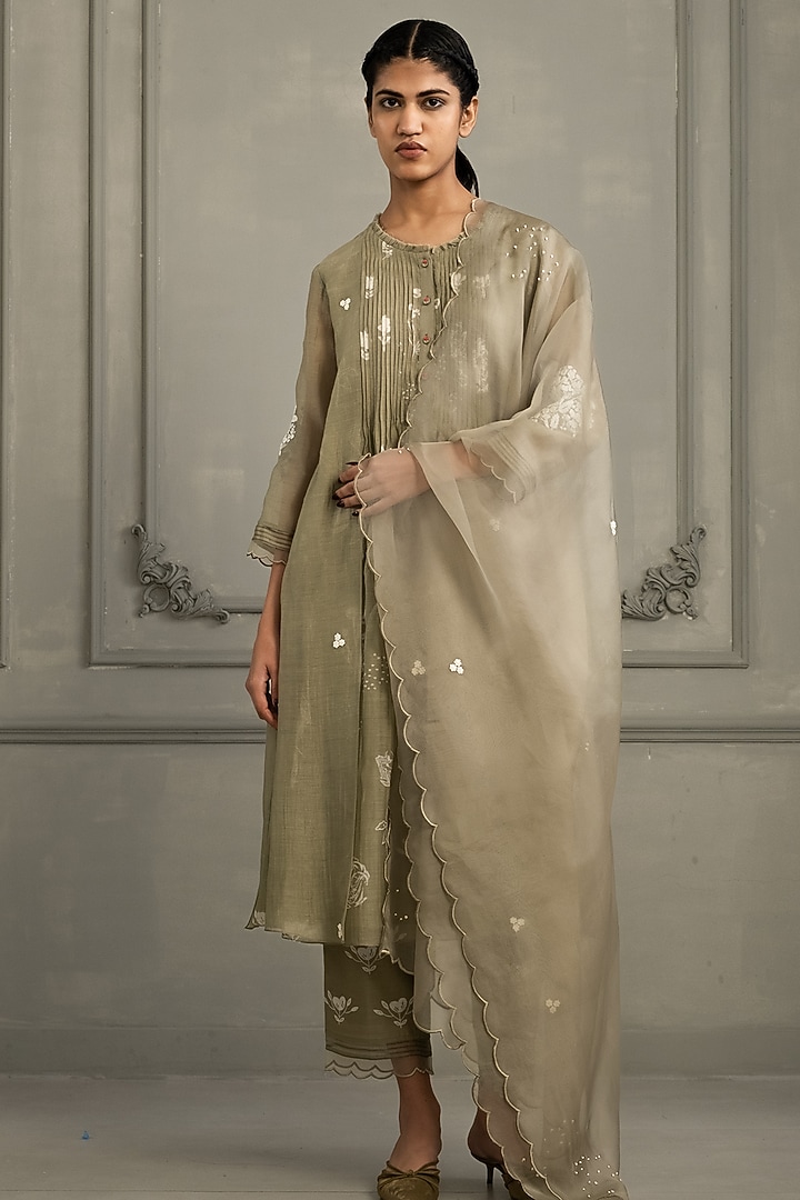 Sage Green Mul Chanderi Pleated Tunic Set by Arcvsh by Pallavi Singh at Pernia's Pop Up Shop