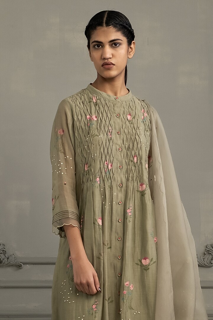 Sage Green Mul Chanderi Smocked Tunic Set by Arcvsh by Pallavi Singh at Pernia's Pop Up Shop