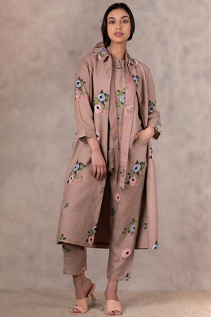 Almond Embroidered Jacket by Arcvsh by Pallavi Singh