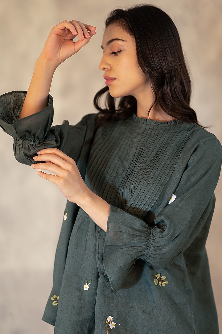 Forest Green & Sand Linen Co-Ord Set by Arcvsh by Pallavi Singh at Pernia's Pop Up Shop