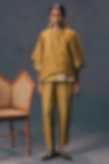 Moss Green Linen & Organza Printed Co-Ord Set by Arcvsh by Pallavi Singh at Pernia's Pop Up Shop