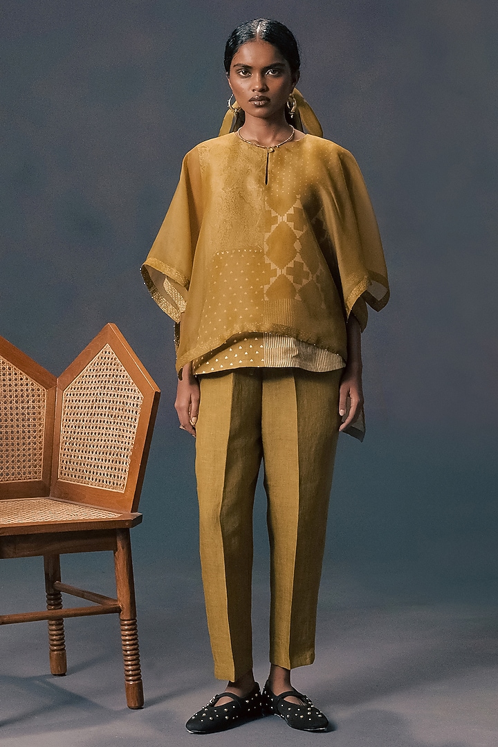 Moss Green Linen & Organza Printed Co-Ord Set by Arcvsh by Pallavi Singh at Pernia's Pop Up Shop