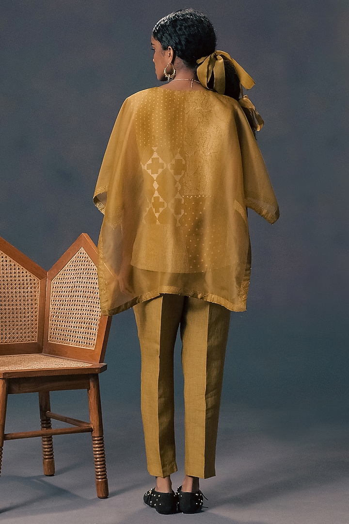 Moss Green Linen & Organza Printed Co-Ord Set by Arcvsh by Pallavi Singh at Pernia's Pop Up Shop