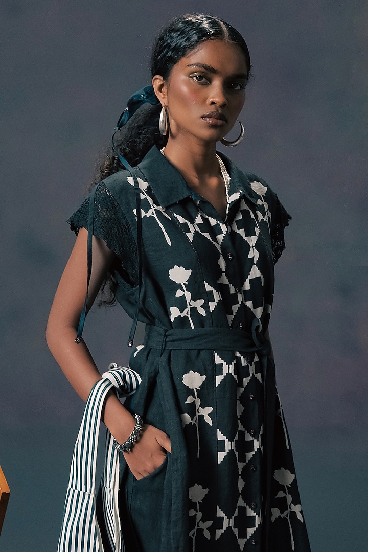 Indigo Linen Printed Co-Ord Set by Arcvsh by Pallavi Singh at Pernia's Pop Up Shop