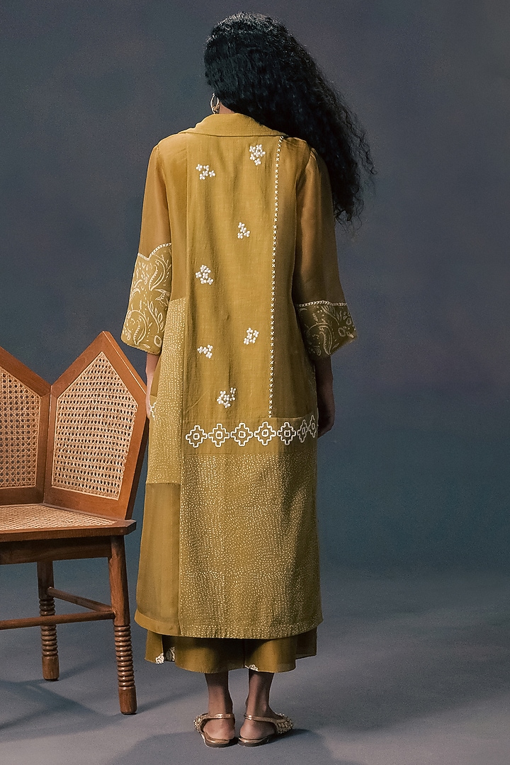 Moss Green Slub Cotton Applique Embroidered Jacket Set by Arcvsh by Pallavi Singh at Pernia's Pop Up Shop