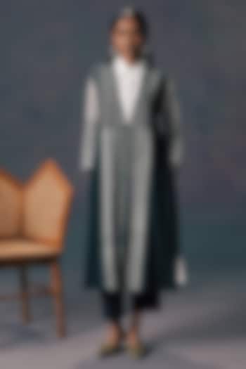 Indigo & Ivory Slub Cotton Printed Jacket Set by Arcvsh by Pallavi Singh at Pernia's Pop Up Shop