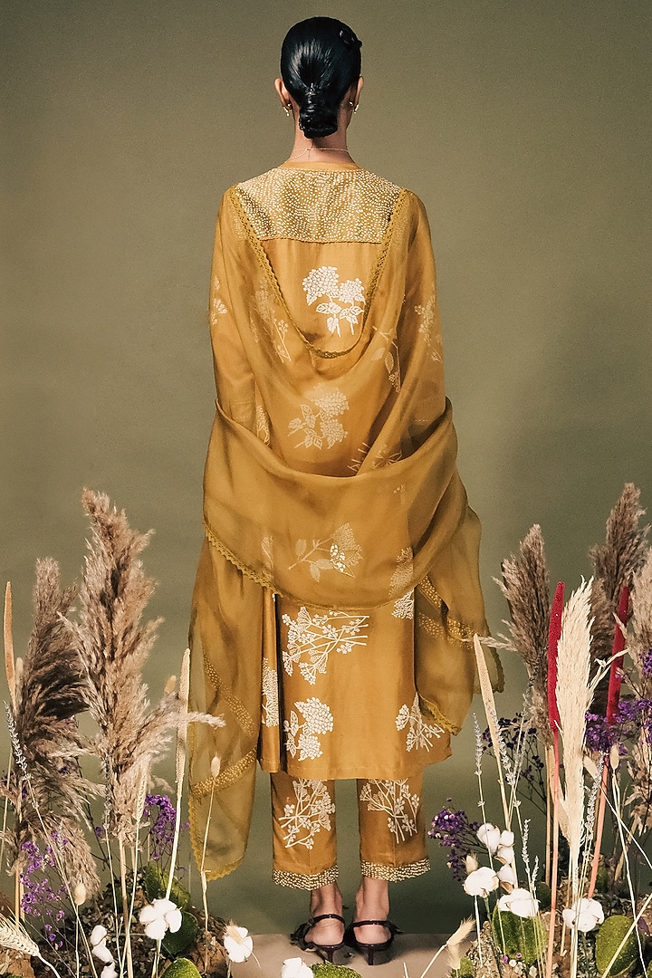 Moss Green Mulberry Silk Printed & Embroidered Tunic Set by Arcvsh by Pallavi Singh at Pernia's Pop Up Shop