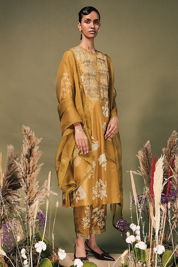 Moss Green Mulberry Silk Printed & Embroidered Tunic Set by Arcvsh by Pallavi Singh at Pernia's Pop Up Shop