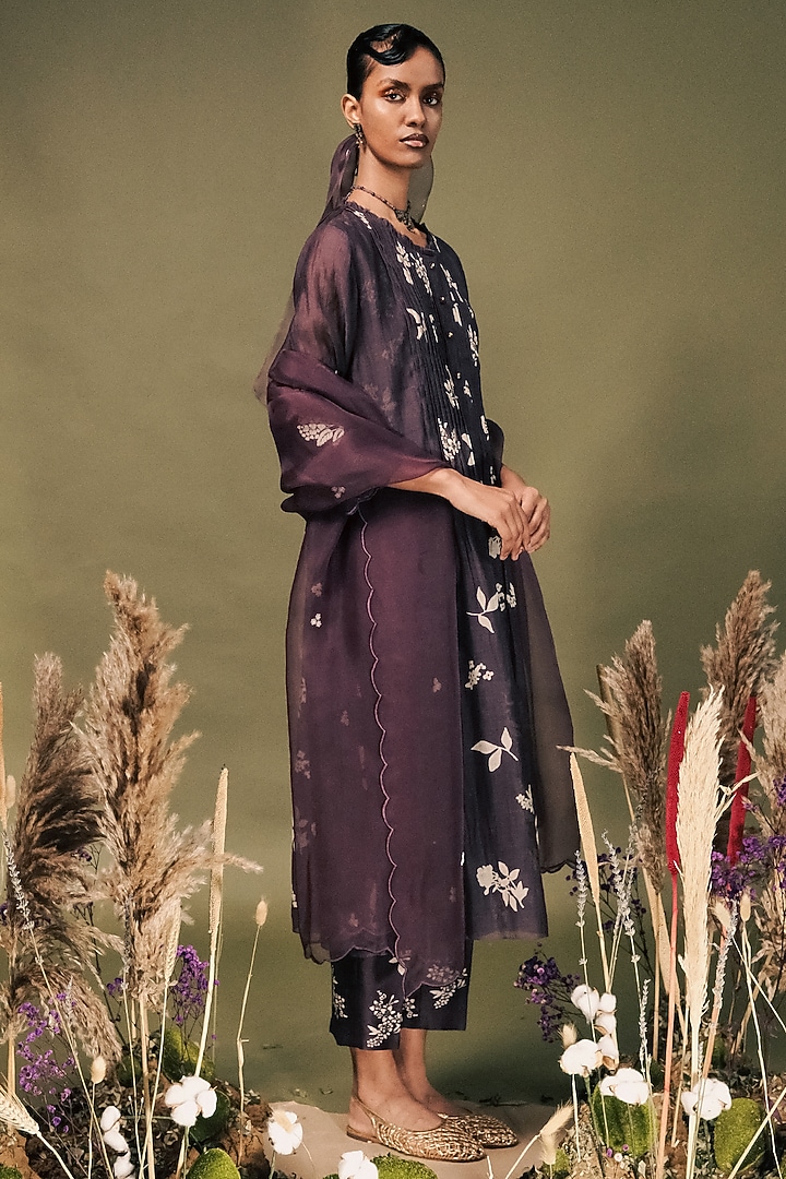 Lavender Mul Chanderi Printed & Embroidered Tunic Set by Arcvsh by Pallavi Singh at Pernia's Pop Up Shop