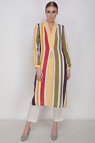 Multi Colored Printed Tunic Set by Arcvsh by Pallavi Singh
