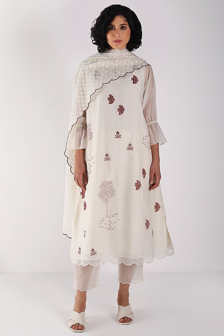 Ivory Cotton Chanderi Printed & Hand Embroidered Tunic Set by Arcvsh by Pallavi Singh at Pernia's Pop Up Shop