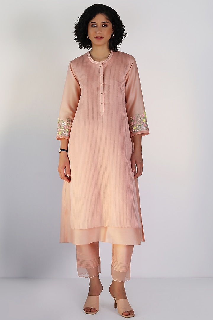 Old Rose Silk Chanderi Hand Embroidered Tunic Set by Arcvsh by Pallavi Singh at Pernia's Pop Up Shop