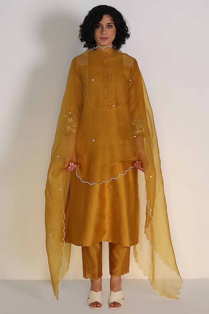 Ochre Yellow Silk Chanderi Hand Embroidered Tunic Set by Arcvsh by Pallavi Singh at Pernia's Pop Up Shop