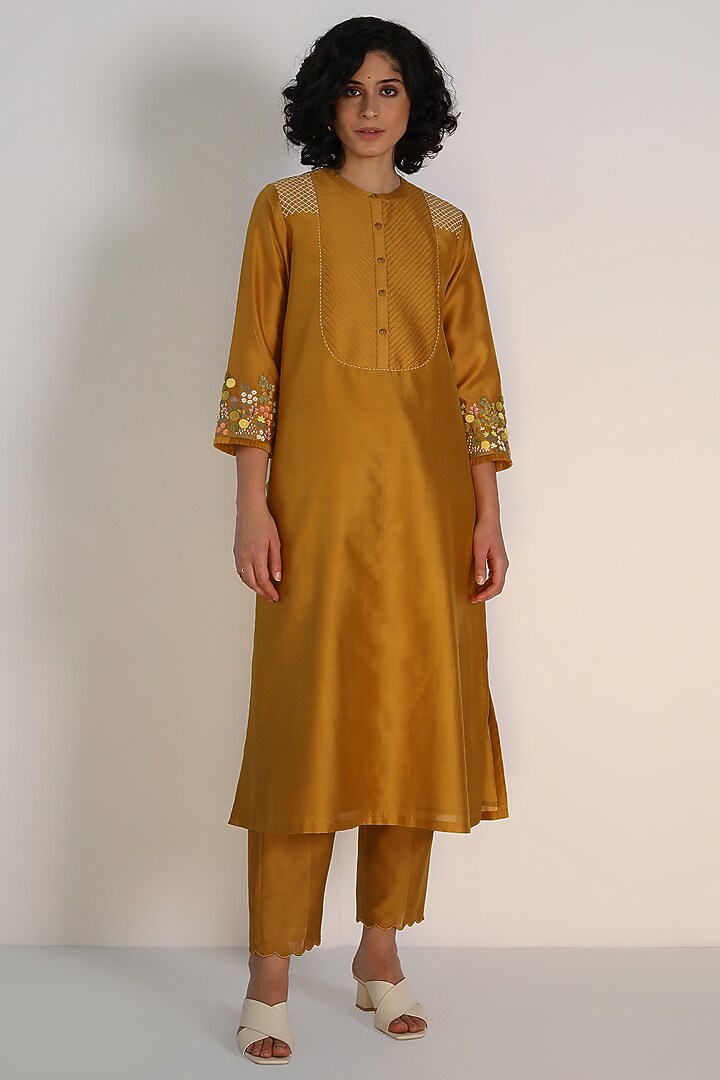 Ochre Yellow Silk Chanderi Hand Embroidered Tunic Set by Arcvsh by Pallavi Singh at Pernia's Pop Up Shop