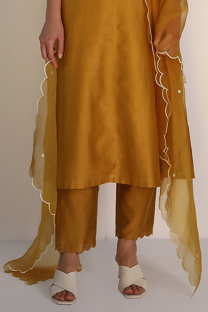 Ochre Yellow Silk Chanderi Hand Embroidered Tunic Set by Arcvsh by Pallavi Singh at Pernia's Pop Up Shop