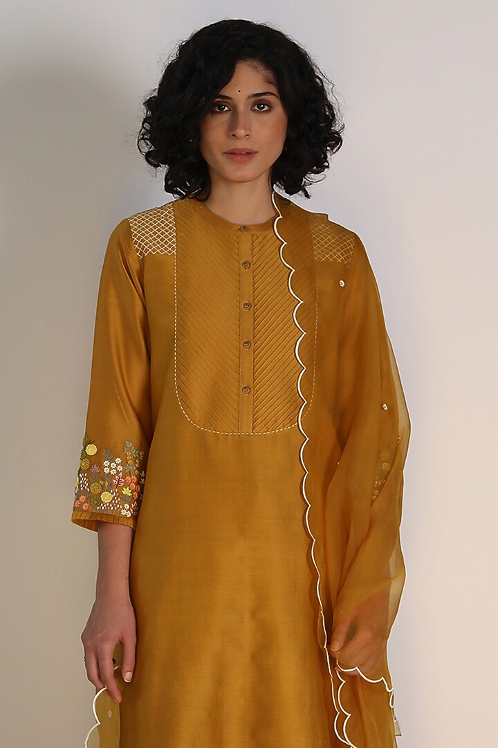 Ochre Yellow Silk Chanderi Hand Embroidered Tunic Set by Arcvsh by Pallavi Singh at Pernia's Pop Up Shop