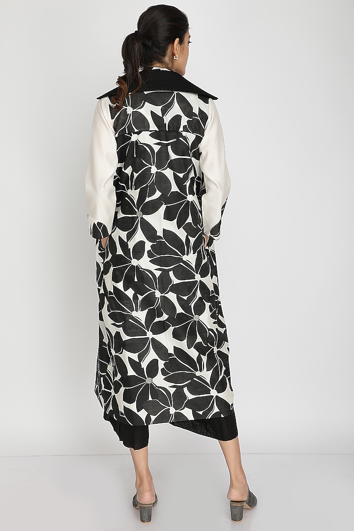 Black & Ivory Printed Jacket Set by Arcvsh by Pallavi Singh at Pernia's Pop Up Shop