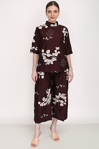 Grape Wine Silk Chanderi Printed Pant Set by Arcvsh by Pallavi Singh