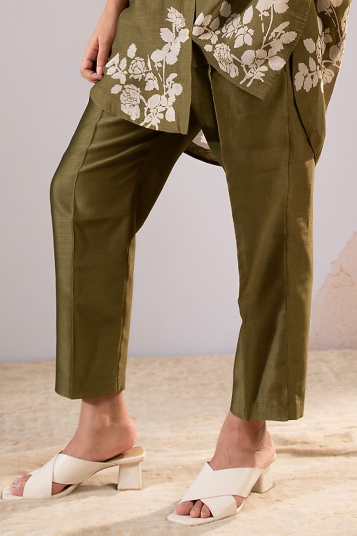 Olive Silk Chanderi Printed Co-Ord Set by Arcvsh by Pallavi Singh at Pernia's Pop Up Shop