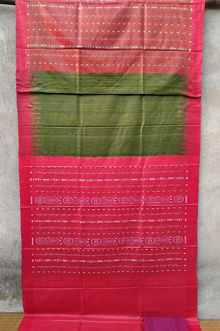 Pink & Sap Green Handwoven Tie-Dye Saree by Abhiram Das at Pernia's Pop Up Shop