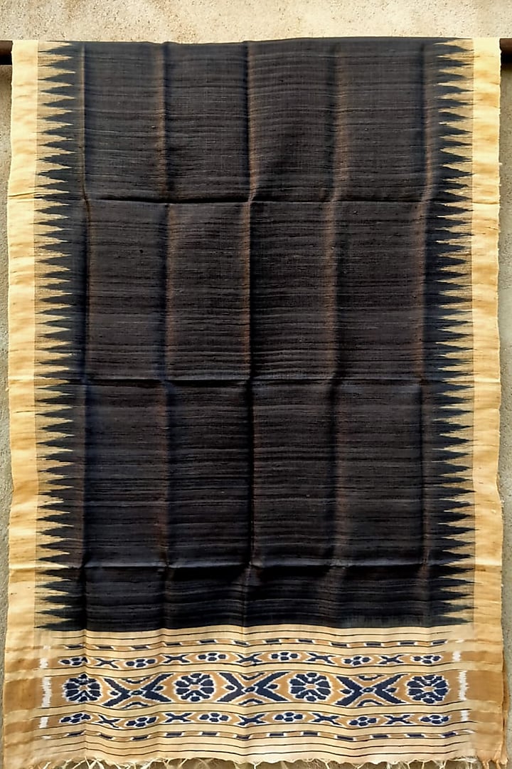 Black Handwoven Tie-Dye Dupatta by Abhiram Das at Pernia's Pop Up Shop