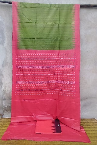 Mehendi Green & Red Handwoven Tie-Dye Saree by Abhiram Das