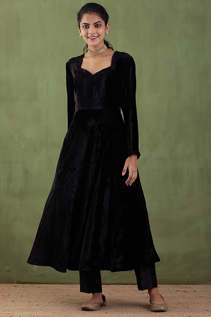 Black Silk Velvet Anarkali Set by Abbaran