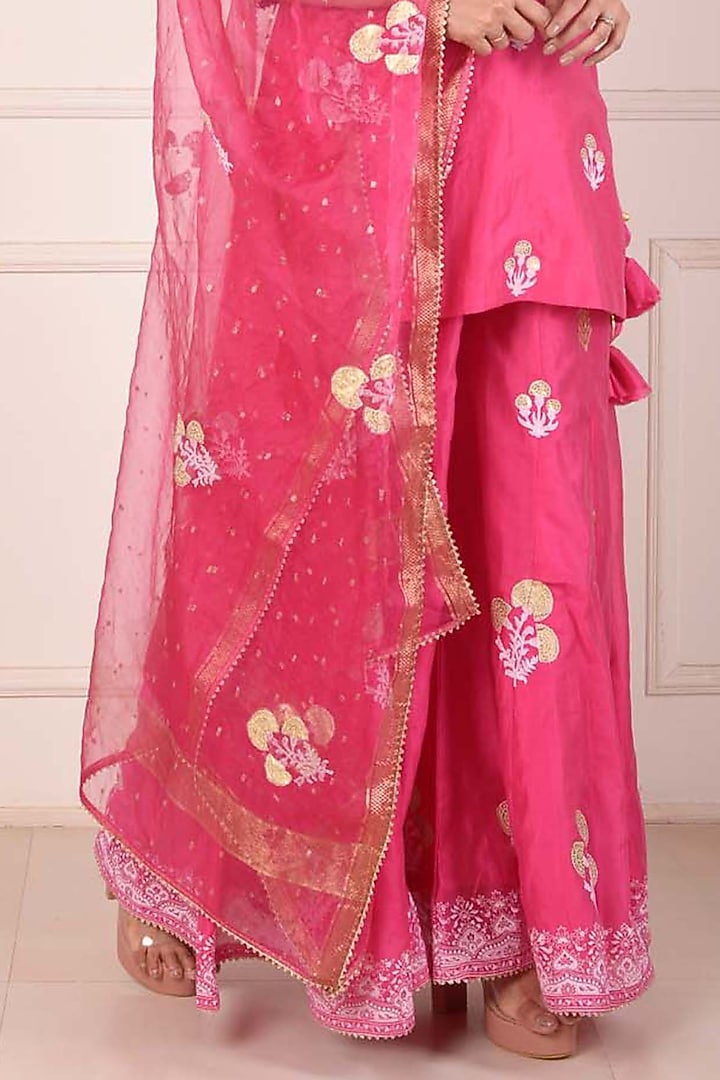 Rani Pink Chanderi Embroidered Gharara Set by Abbaran at Pernia's Pop Up Shop