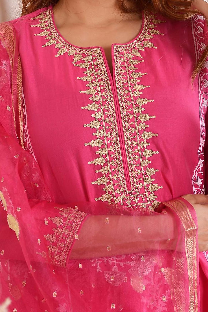 Rani Pink Chanderi Printed & Embroidered Anarkali Set by Abbaran at Pernia's Pop Up Shop