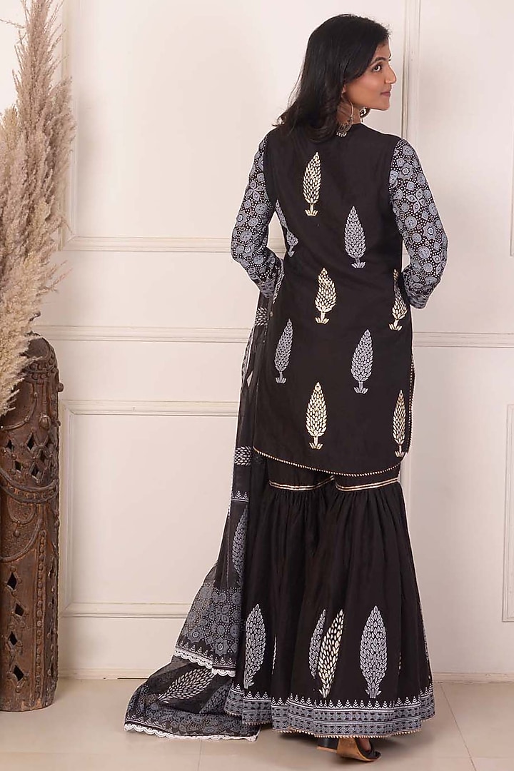 Black Chanderi Printed Gharara Set by Abbaran at Pernia's Pop Up Shop