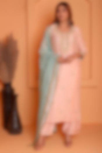 Peach Chanderi Embroidered Kurta Set by Abbaran at Pernia's Pop Up Shop